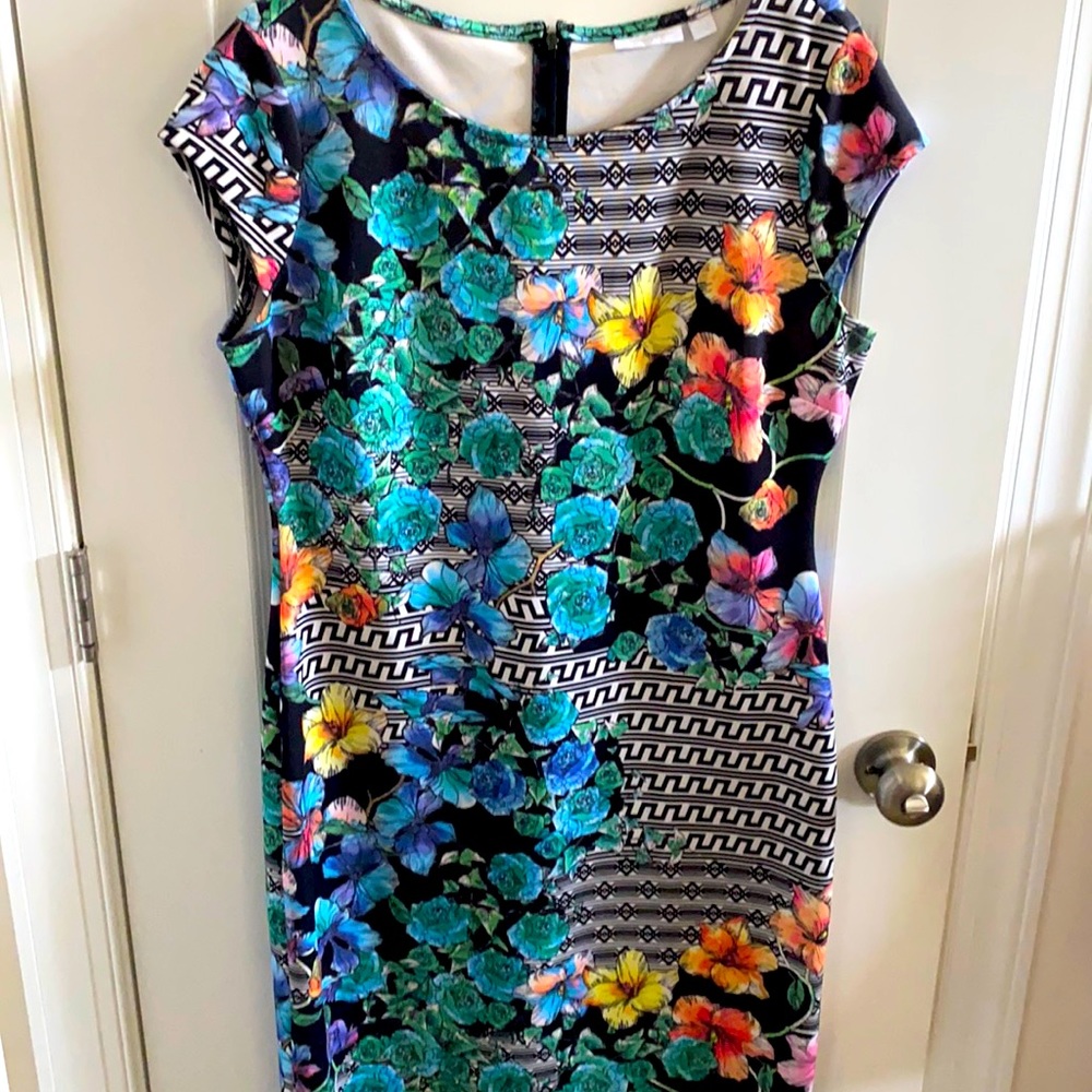 NY&CO flower print midi!